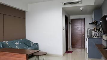 Studio | Living area