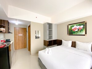 Studio | Living area - Cozy Stay Studio Apartment at LRT City Jatibening (Bekasi)