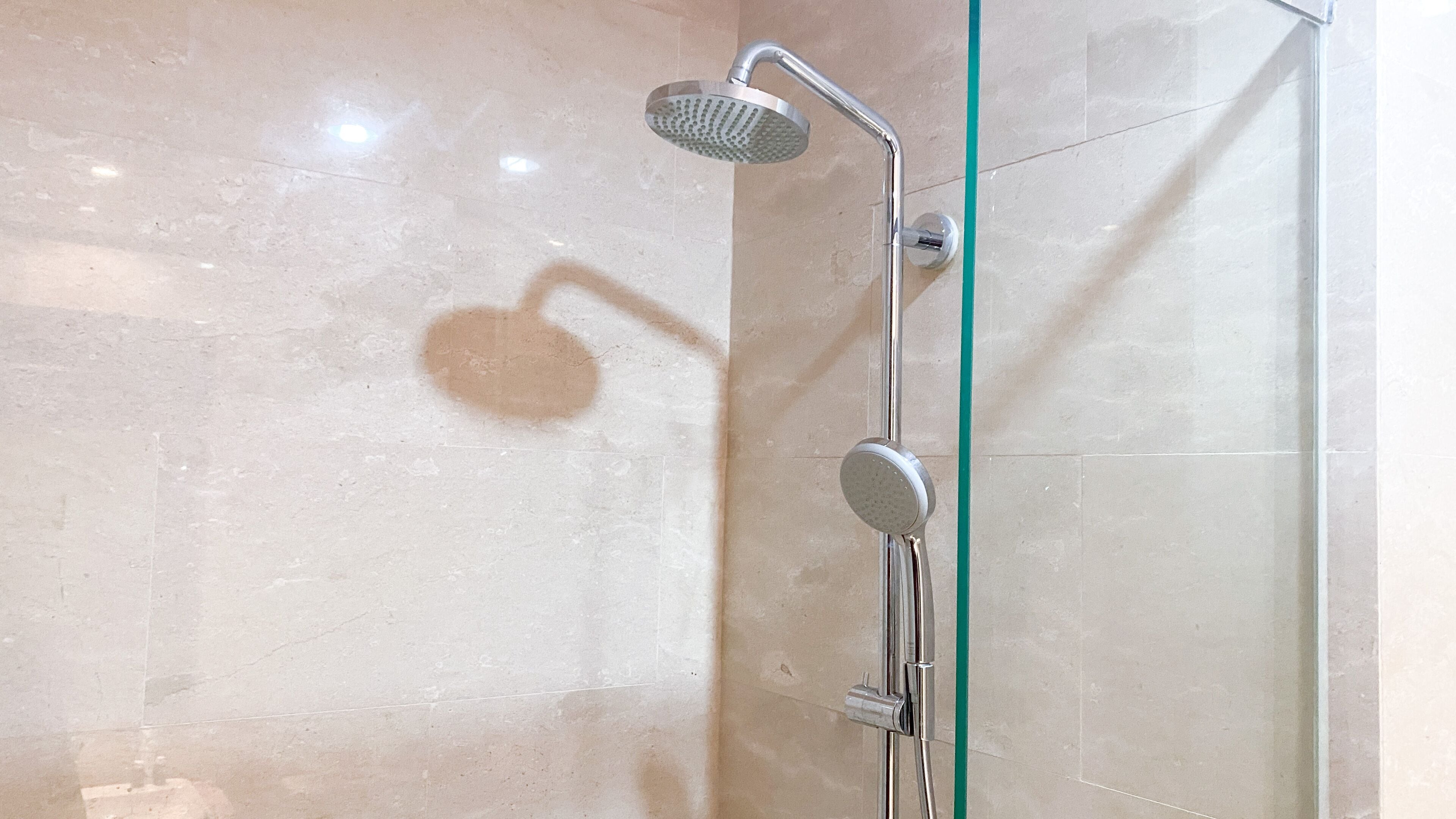 Studio | Badezimmer | Dusche, Handtücher