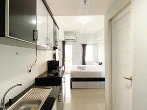 Studio | Living area - Best Deal And Cozy Studio Tamansari Mahogany Karawang Apartment (Karawang)