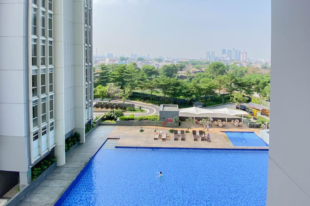 Cozy And Minimalist Studio Room Ciputra International Apartment