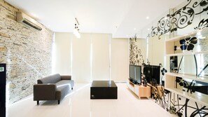 Apartment | Living area