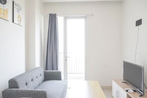 Exterior - Great Choice And Homey 2Br Signature Park Grande Apartment (Jakarta)