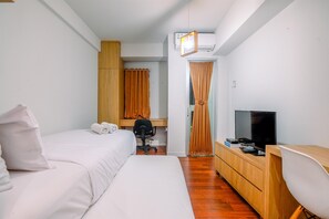 Studio | Free WiFi - Simply Look Studio (No Kitchen) At Dramaga Tower Apartment (Dramaga)