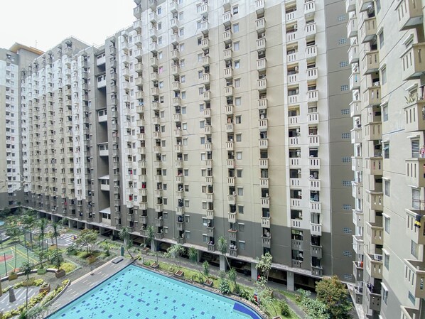 Exterior - Great Deal Studio At Gateway Ahmad Yani Cicadas Apartment (Bandung)