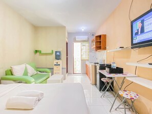 Interior - Great Deal Studio At Gateway Ahmad Yani Cicadas Apartment (Bandung)