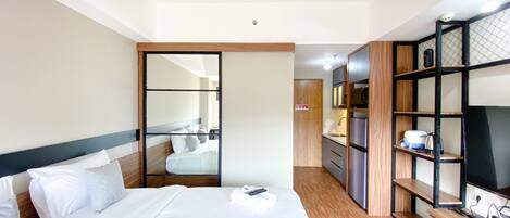 Studio | Living area