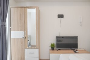 Interior - Fully Furnished Studio At Tokyo Riverside Pik 2 Apartment (Teluknaga)