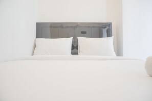 Studio - Fully Furnished Studio At Tokyo Riverside Pik 2 Apartment (Teluknaga)
