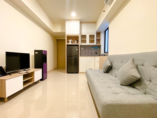 Interior - Good Deal And Comfortable 2Br At Meikarta Apartment (Cikarang)