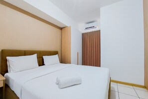 2 bedrooms, free WiFi - Homey And Modern 2Br Apartment At M-Town Residence (Gading Serpong)