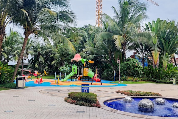 Children’s play area – outdoor - New And Comfy Studio Sky House Alam Sutera Apartment (Tangerang)
