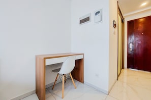 Desk, free WiFi - New And Comfy Studio Sky House Alam Sutera Apartment (Tangerang)