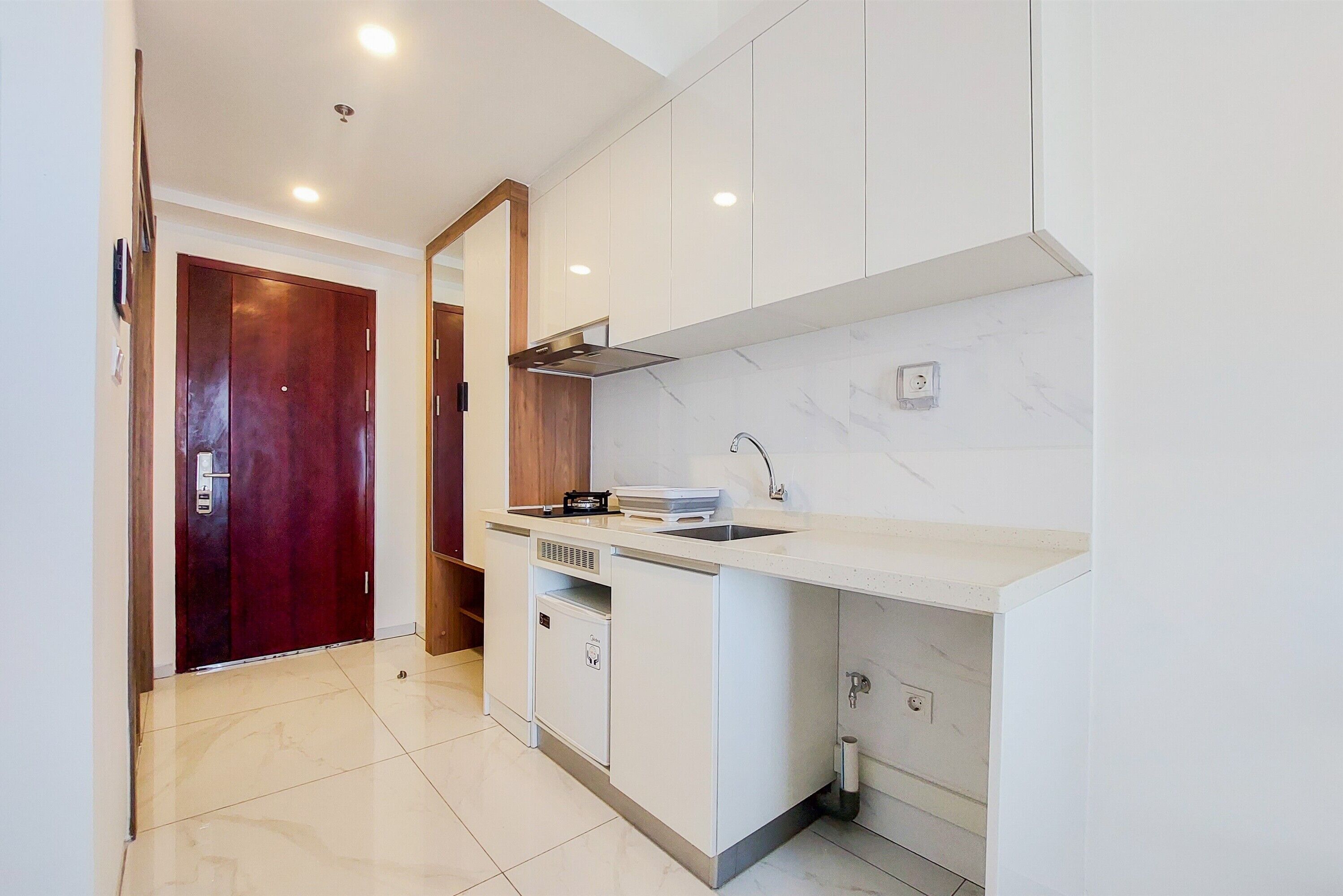 Studio | Private kitchen | Full-size fridge, stovetop, rice cooker, cookware/dishes/utensils