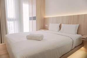 Desk, free WiFi - Homey And Warm Studio Amazana Serpong Apartment (South Tangerang)