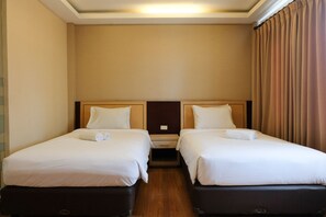 Studio | Desk, free WiFi - Strategic And Comfy Studio At Grand Setiabudi Apartment By Travelio (Bandung)