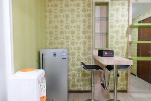 Full-size fridge, stovetop, rice cooker, cookware/dishes/utensils - Spacious And Best Deal 1Br At Gateway Pasteur Apartment (Cimahi)