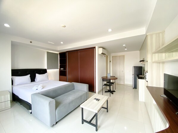 Escritorio y wifi gratis 