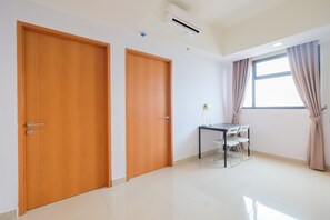 Interior - Minimalist 1Br With Extra Room At Evenciio Margonda Apartment (Depok)
