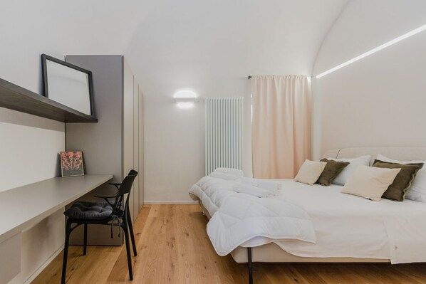 1 chambre, fer et planche à repasser, Wi-Fi, literie fournie
