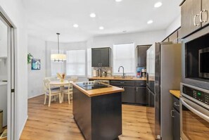 Kookgerei, borden en bestek