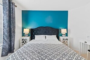 4 habitaciones, tabla de planchar con plancha, cuna de viaje y wifi 