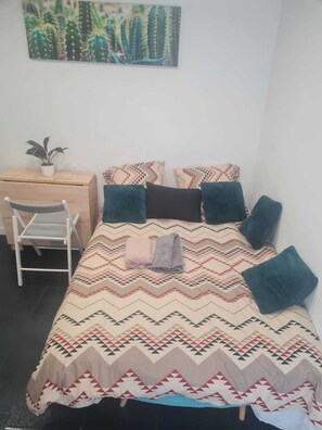 1 bedroom, iron/ironing board, WiFi, bed sheets - Studio Tranquille. Independence, brand new, fully equipped, quiet, practical. (Maurepas)