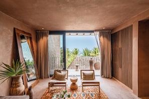 Coqui | Living area