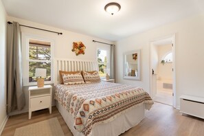 3 chambres, bureau, lit de bébé portatif, Wi-Fi