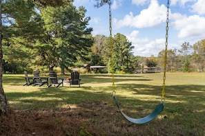 Property grounds - Meadow Farm in Holly Springs, NC (Holly Springs)