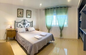 6 habitaciones, cuna de viaje, wifi gratis y ropa de cama 