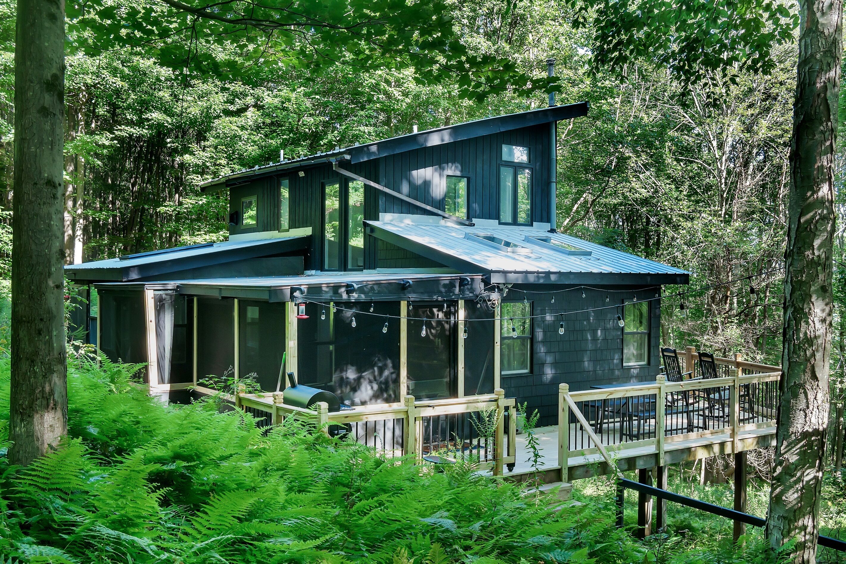 The Hummingbird - Tranquility in CNY-42 Acres&Pond