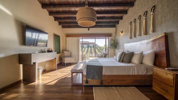 Honeymoon Room | 1 bedroom, minibar, in-room safe, individually decorated