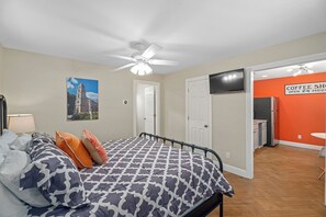 Room, 1 King Bed, Hot Tub | 1 bedroom, individually decorated, individually furnished, free WiFi - Bell Haus With Hot Tub (Fredericksburg)