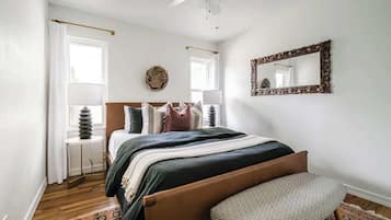 3 habitaciones, decoración personalizada y muebles diferentes