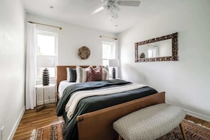 3 bedrooms, individually decorated, individually furnished, bed sheets