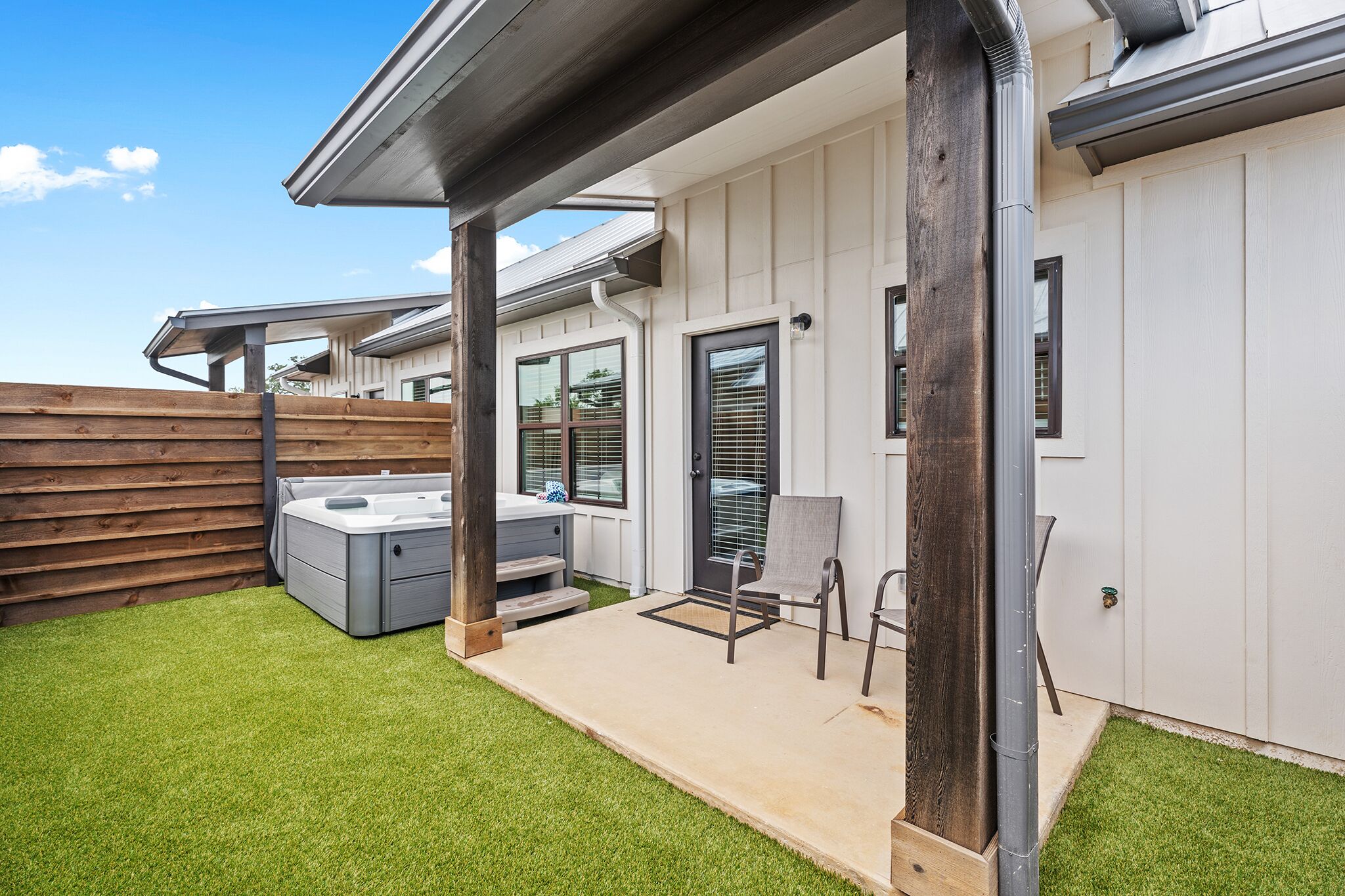 Condo, 1 King Bed with Sofa bed, Hot Tub | Terrace/patio