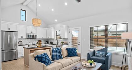 Eagles Nest-hottub-5 min to Downtown