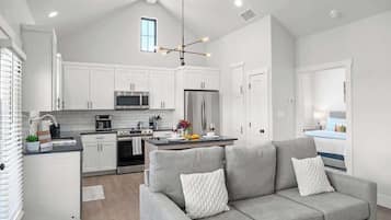 Appartement, 1 kingsize bed, hot tub (940 S Eagle B2 #203) | Interieur