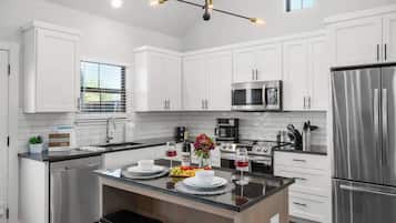 Condo, 1 King Bed, Hot Tub (940 S Eagle B2 #203) | Private kitchen | Coffee/tea maker, electric kettle