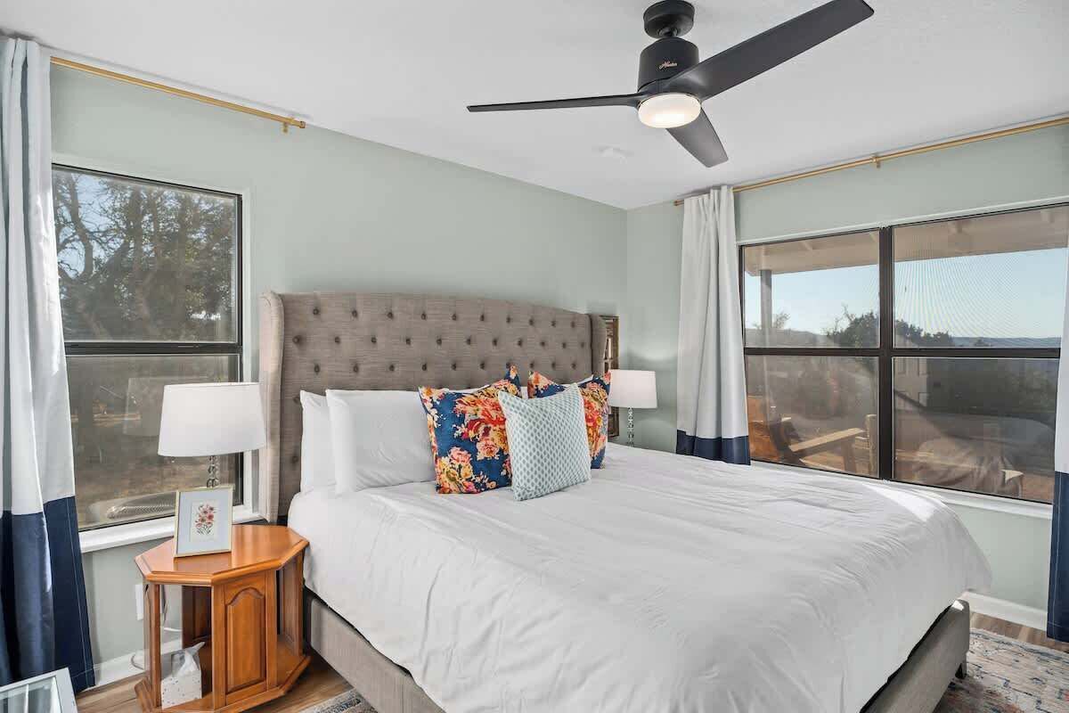 House, Multiple Beds, Patio (116 Brandenburg Ct) | 3 bedrooms, individually decorated, individually furnished, bed sheets