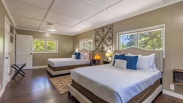 House, Multiple Beds, Hot Tub (413 W San AntonioCmb) | 3 bedrooms, individually decorated, individually furnished, bed sheets