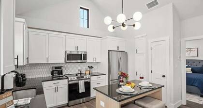 Fred's Joint With Hot Tub