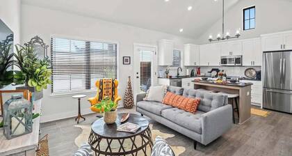 Serengeti New Build With Hot Tub