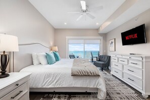 Condo | 2 bedrooms, iron/ironing board, free WiFi - 539 Bay St. Lake View Condo Unit 104E (Traverse City)