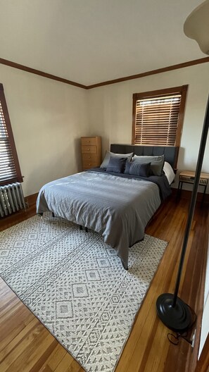 2 bedrooms, iron/ironing board, WiFi, bed sheets - 2 bedroom apartment in a convenient location (Avon)