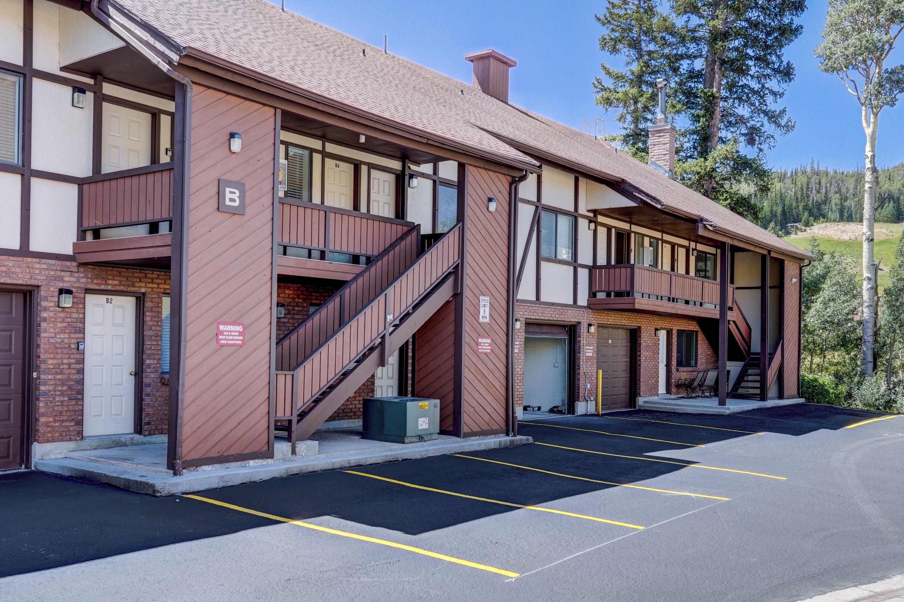 True ski-in/out two-level condo. Perfect for two families with a king suite.