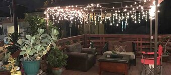 Convenient LA Area HUGE 7 bedroom, 4 baths GORGEOUS HOME
