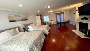 7 bedrooms, desk, iron/ironing board, free WiFi