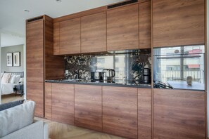 Interior - Modern Wiedikon 2br w/ Storage & W/D, nr Transport, by Blueground (Zurich)